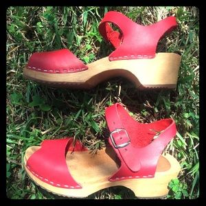MIA Anja Wooden Sandal Red Leather size 7 (37)